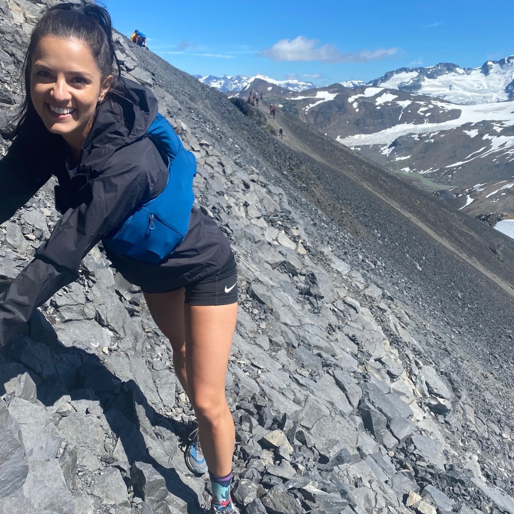 Meet your Posher, Maria - Picture 2 of 6